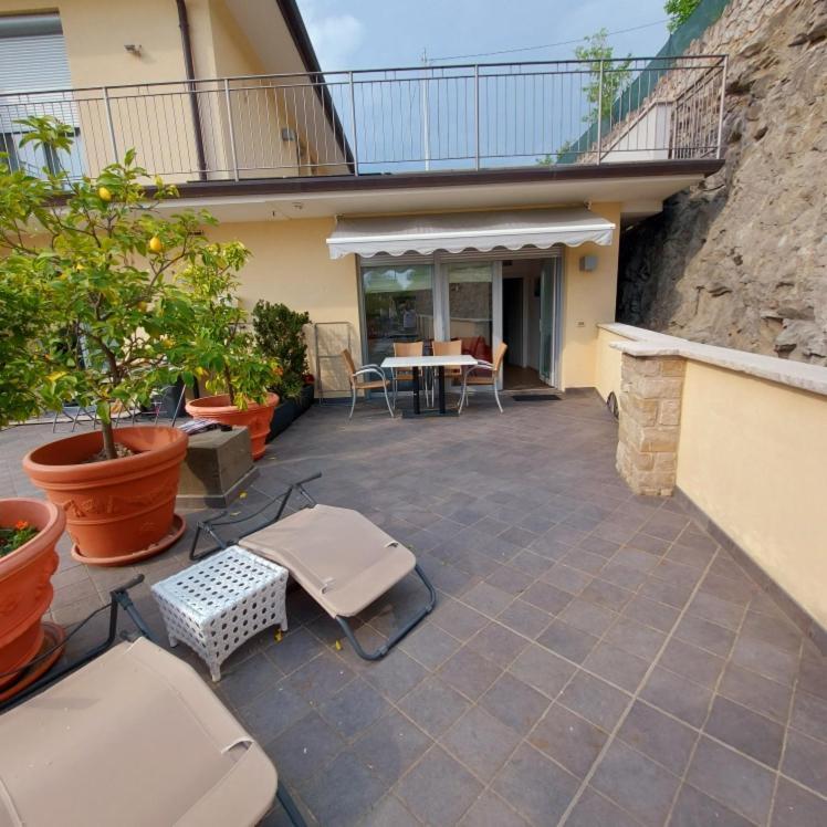 Villa Treccani Apartments Мальчезине Номер фото